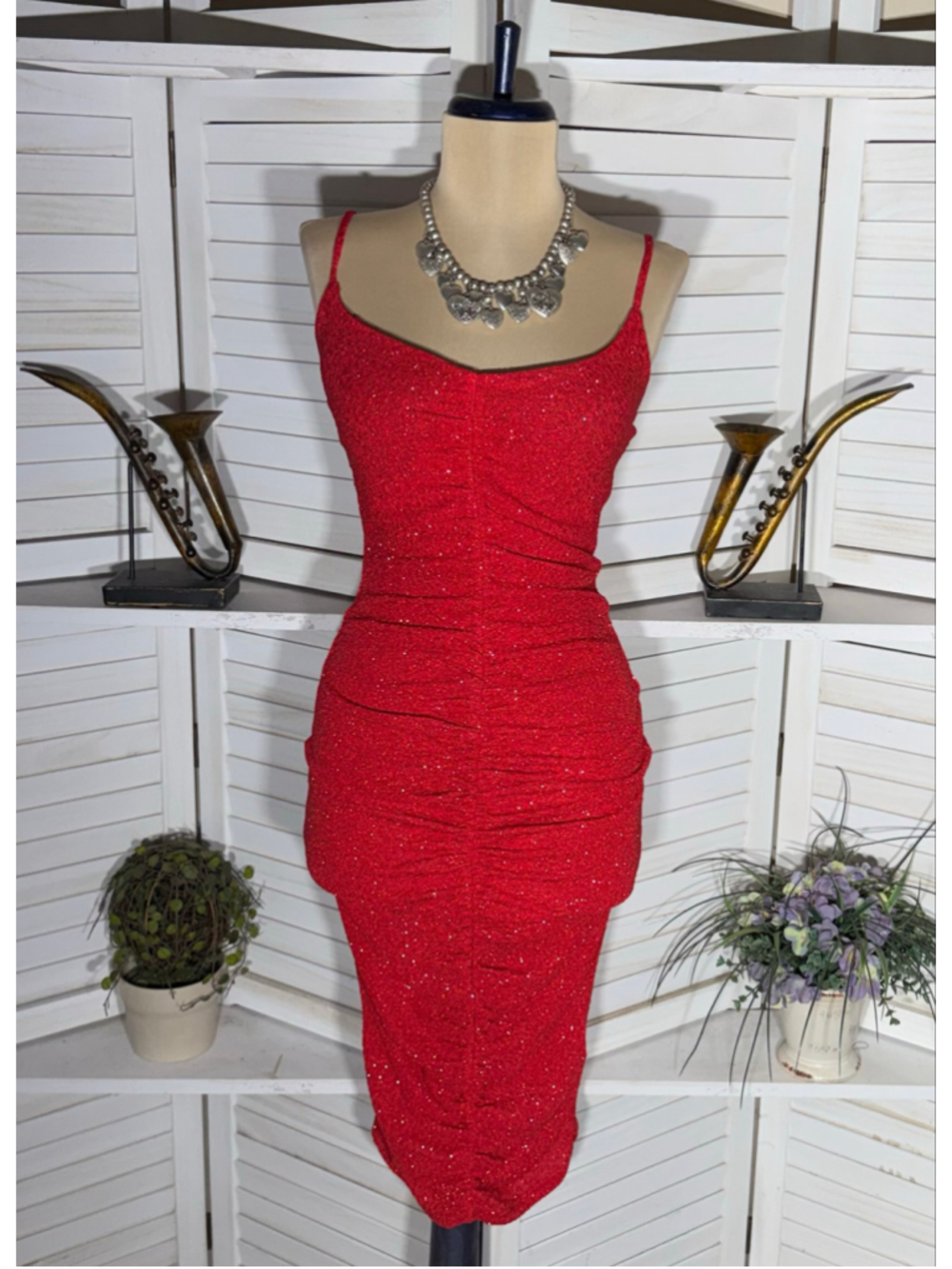 Shiny sparkle red dress ruched midi bodycon padded bra cocktail homecoming NWOT